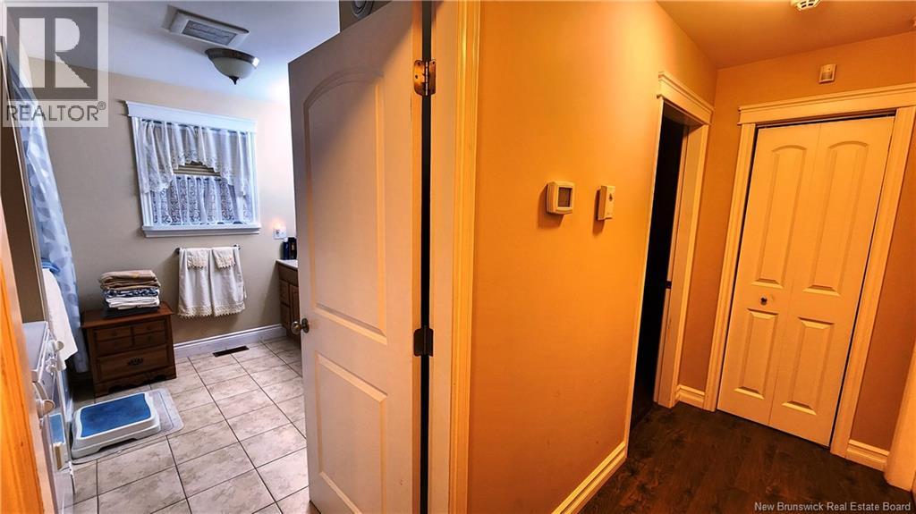 890 Hillcrest Road, Saint John, New Brunswick  E2E 2B2 - Photo 17 - NB129902