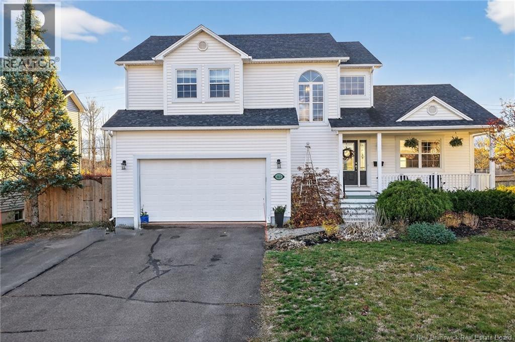 162 Twin Oaks Dr, Moncton, New Brunswick  E1G 4W4 - Photo 1 - NB129900