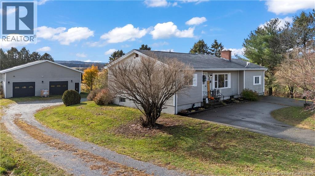 426 Route 121, Bloomfield, New Brunswick  E5N 4T4 - Photo 3 - NB129403