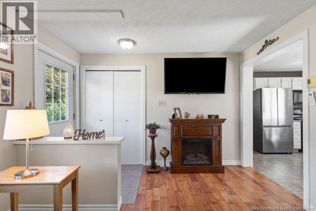 503 Macmillan Drive, Miramichi, New Brunswick  E1V 3R8 - Photo 6 - NB129926