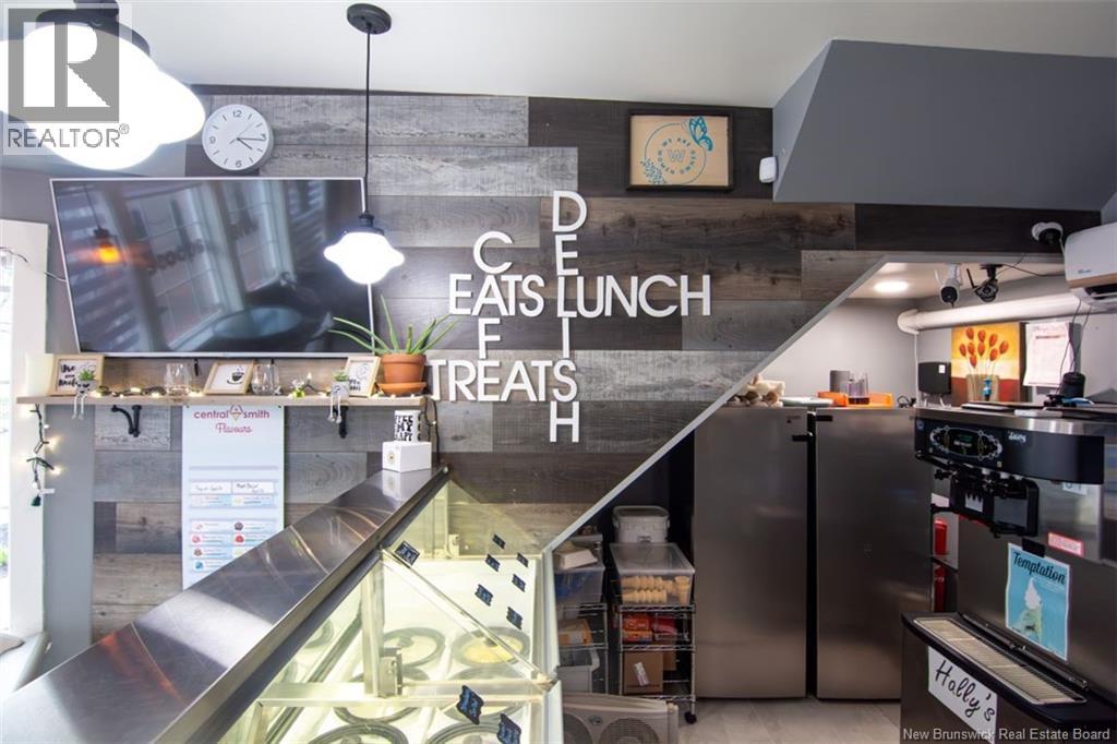 334 Main Street, Shediac, New Brunswick  E4P 2E5 - Photo 12 - NB129885