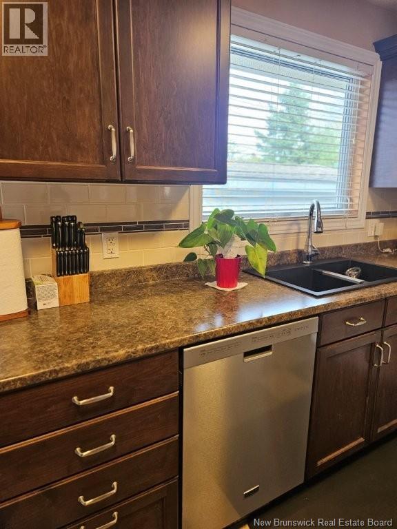 135 Crandall Street, Moncton, New Brunswick  E1C 4E1 - Photo 10 - NB129882