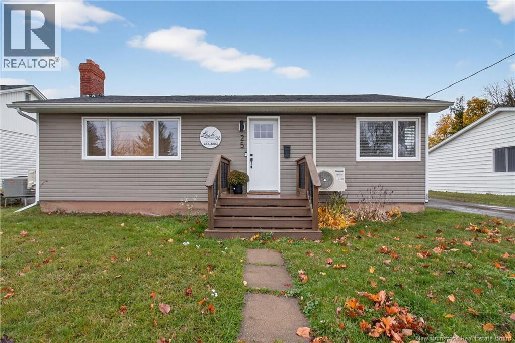 25 Lynwood, Moncton, New Brunswick E1A 3Z6 - Photo 1 - NB129944