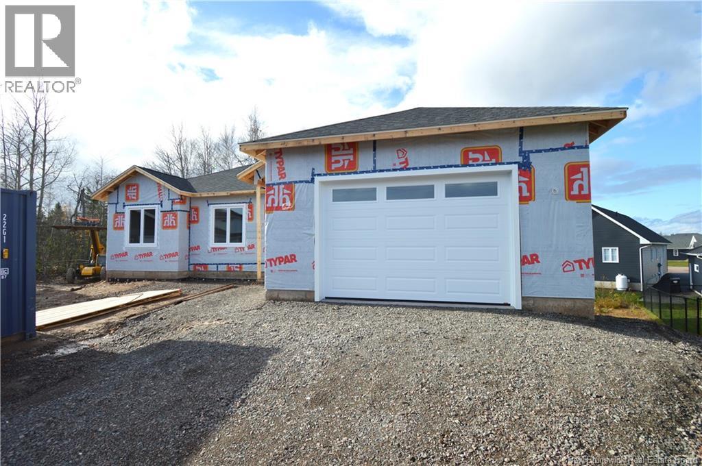 57 Robert, Shediac, New Brunswick  E4P 0R2 - Photo 2 - NB129904