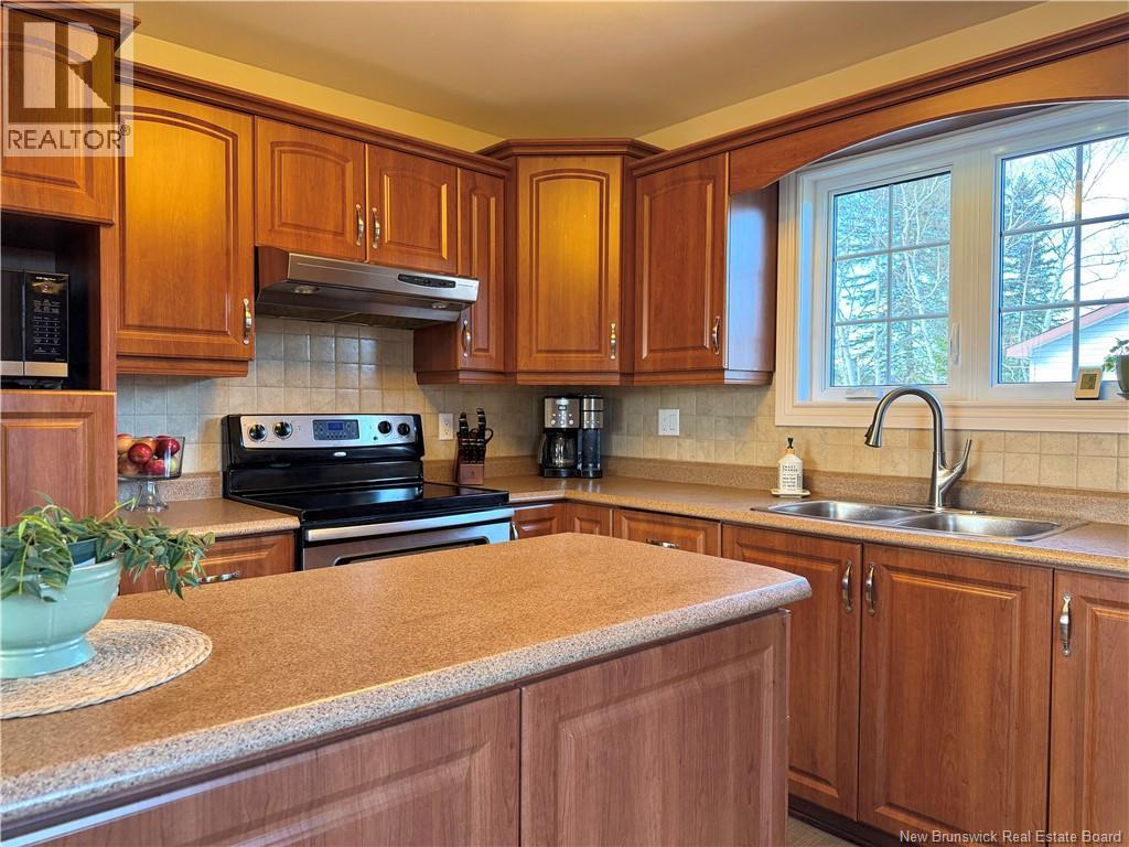 450 Petrie, North Tetagouche, New Brunswick  E2A 4Y9 - Photo 18 - NB129892