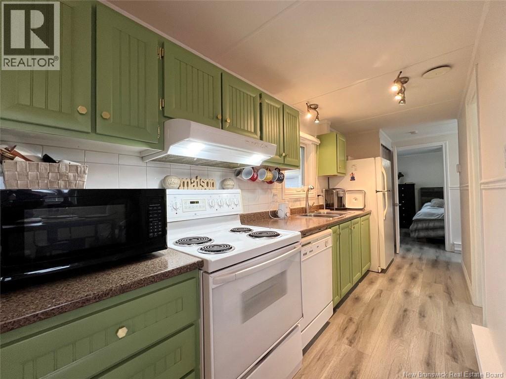 1 Parc P'tiso Street, Edmundston, New Brunswick  E3V 3X7 - Photo 4 - NB128868