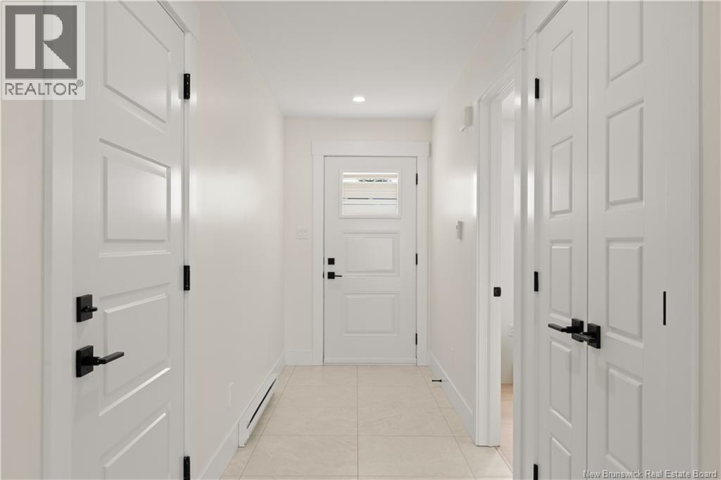 203 Simone Gallant, Shediac, New Brunswick E4P 2B7 - Photo 3 - NB129921