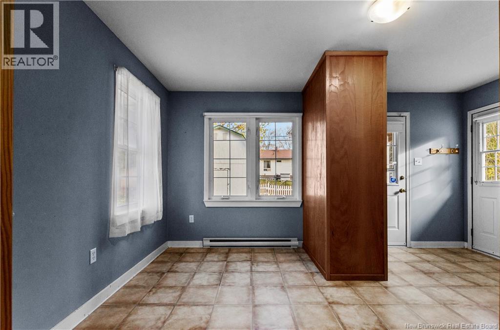 306 Cherry Avenue, Fredericton, New Brunswick  E3A 1Z5 - Photo 13 - NB129873
