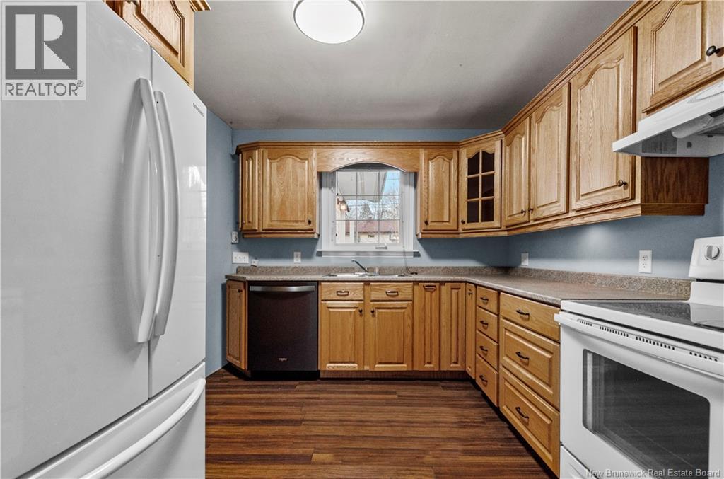 306 Cherry Avenue, Fredericton, New Brunswick  E3A 1Z5 - Photo 18 - NB129873