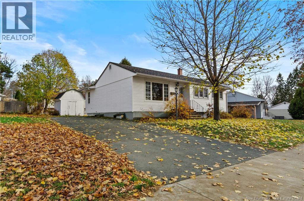 306 Cherry Avenue, Fredericton, New Brunswick  E3A 1Z5 - Photo 2 - NB129873