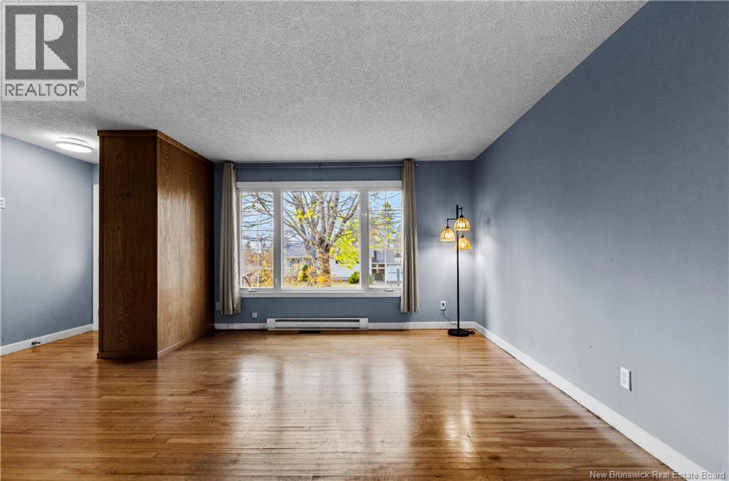 306 Cherry Avenue, Fredericton, New Brunswick  E3A 1Z5 - Photo 6 - NB129873