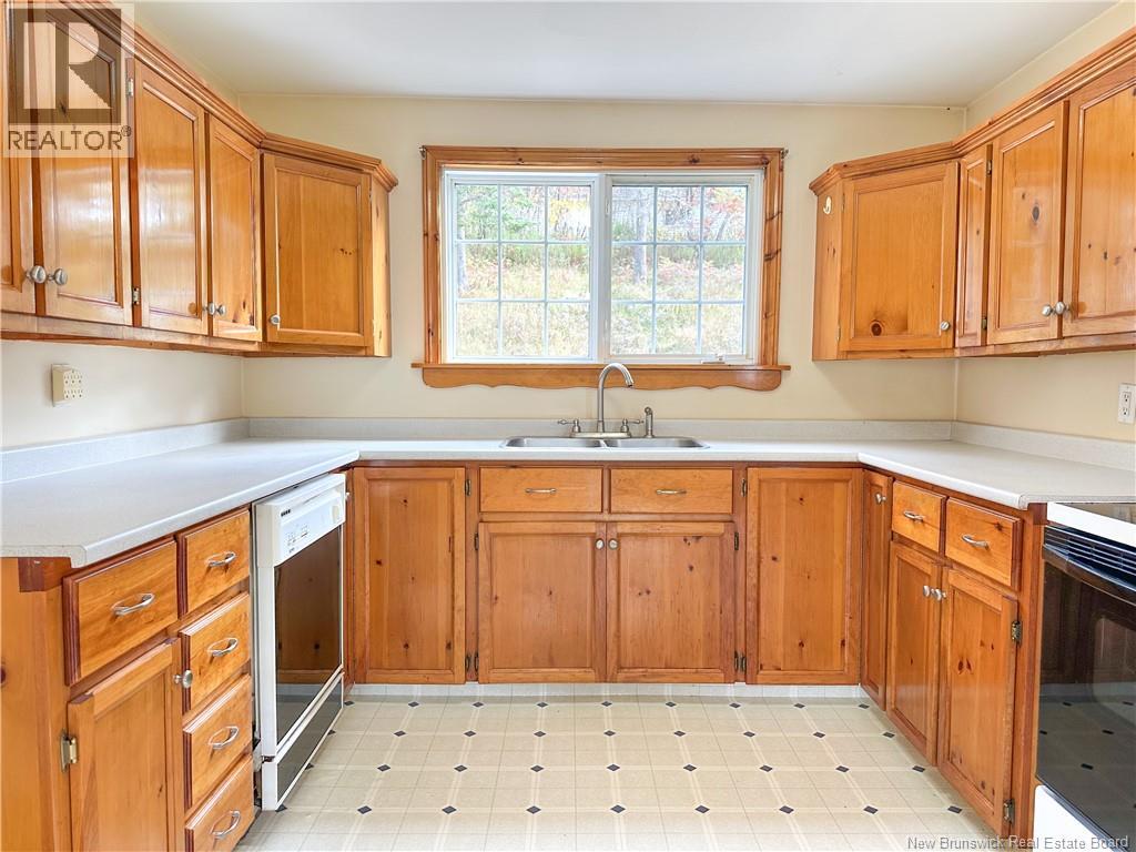 90 Parker Road, Northampton, New Brunswick  E7N 1A9 - Photo 8 - NB129832