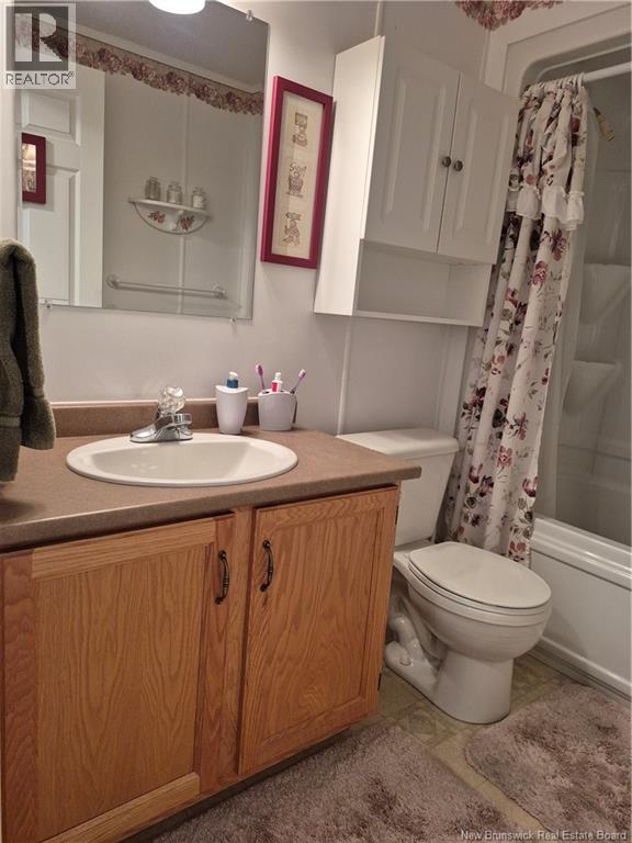 28 Dougnorth Street, Fredericton, New Brunswick  E3G 0H7 - Photo 23 - NB130000