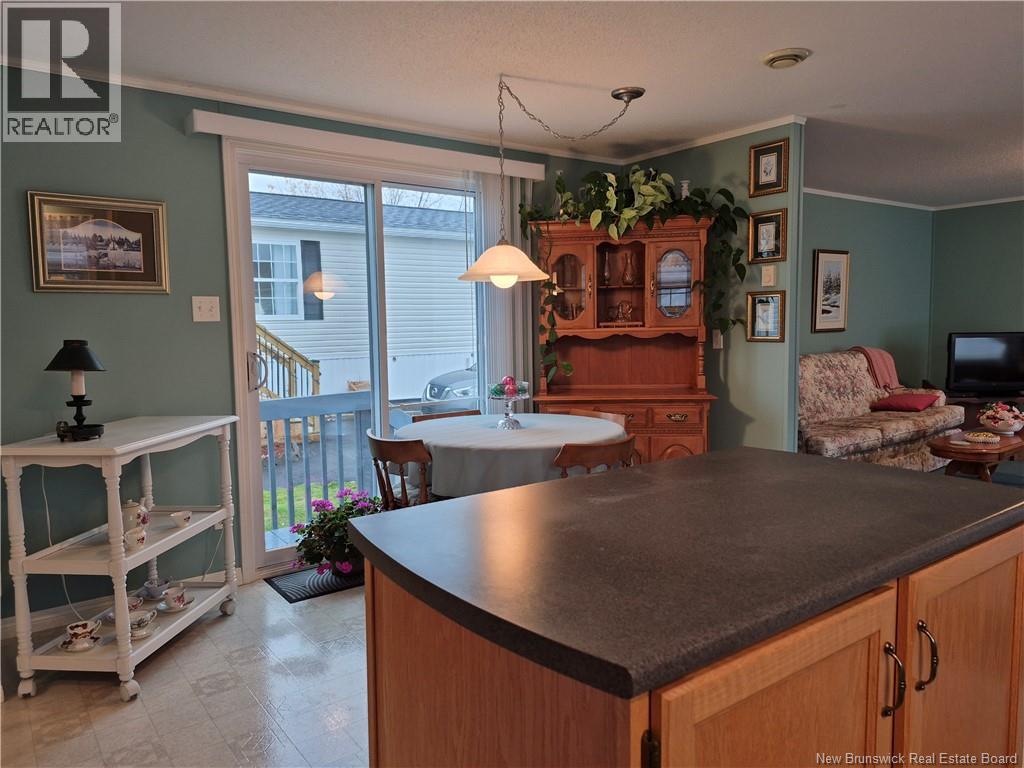 28 Dougnorth Street, Fredericton, New Brunswick  E3G 0H7 - Photo 4 - NB130000