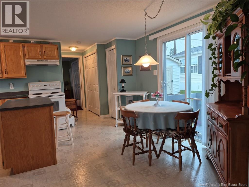 28 Dougnorth Street, Fredericton, New Brunswick  E3G 0H7 - Photo 8 - NB130000