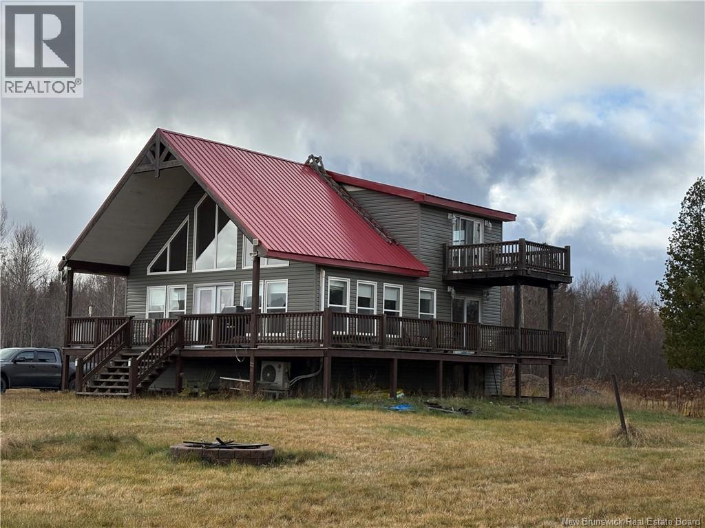 177 Manor Rd, St George, New Brunswick