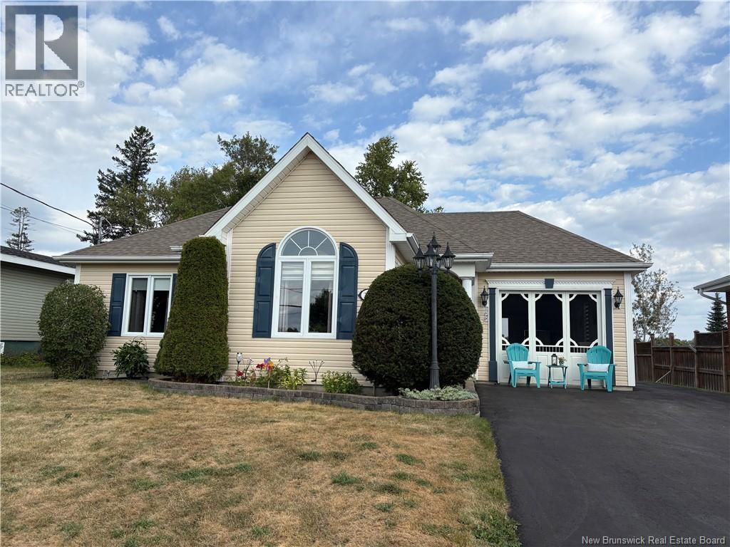 244 Marie Street, Beresford, New Brunswick E8K 1P8 - Photo 3 - NB129912