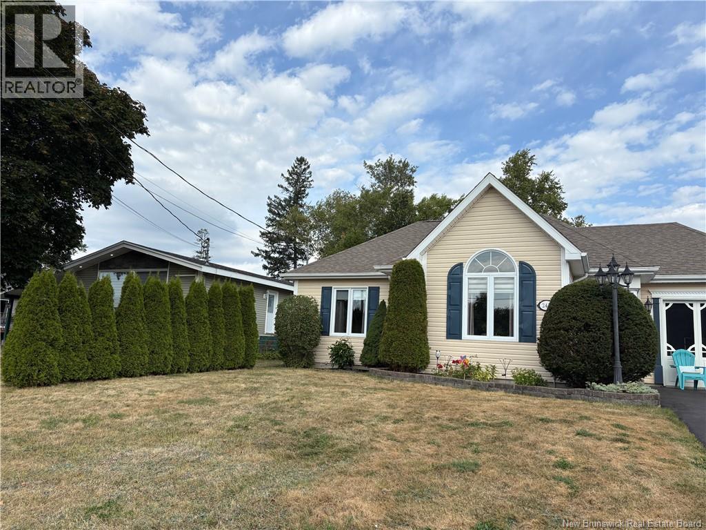 244 Marie Street, Beresford, New Brunswick E8K 1P8 - Photo 5 - NB129912