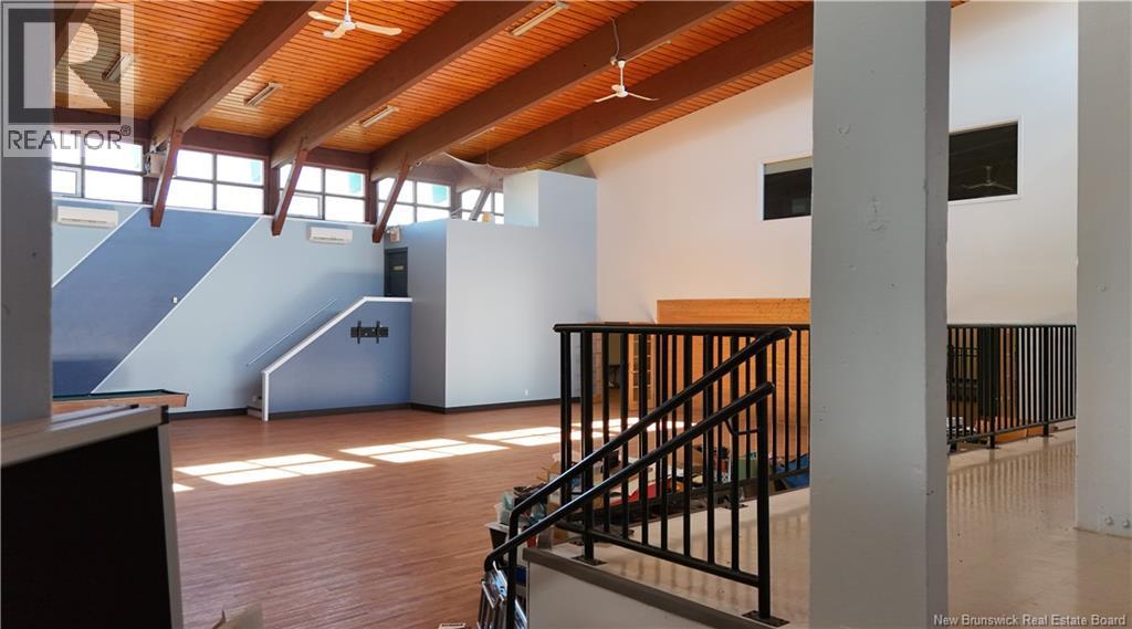 895 St Anne, Bathurst, New Brunswick E2A 2N5 - Photo 6 - NB129909