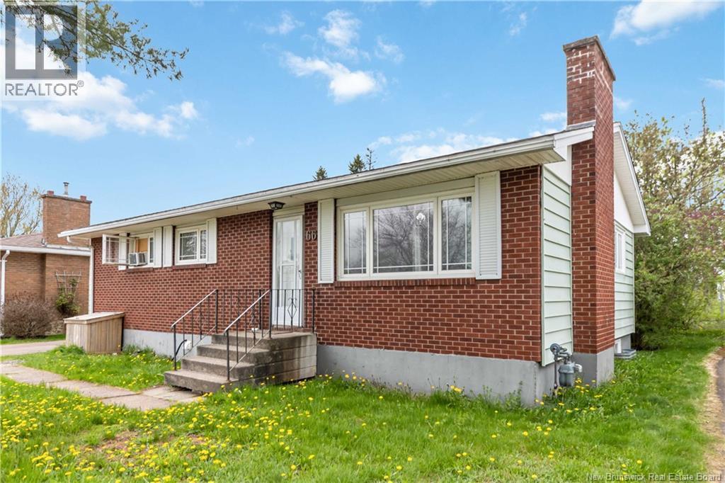 66 Ayer Avenue, Moncton, New Brunswick  E1C 8G8 - Photo 2 - NB129838