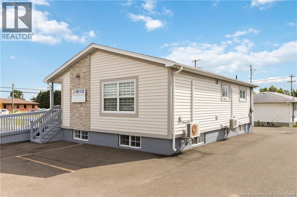 338 Kendra Street, Moncton, New Brunswick E1C 4K4 - Photo 2 - NB129835