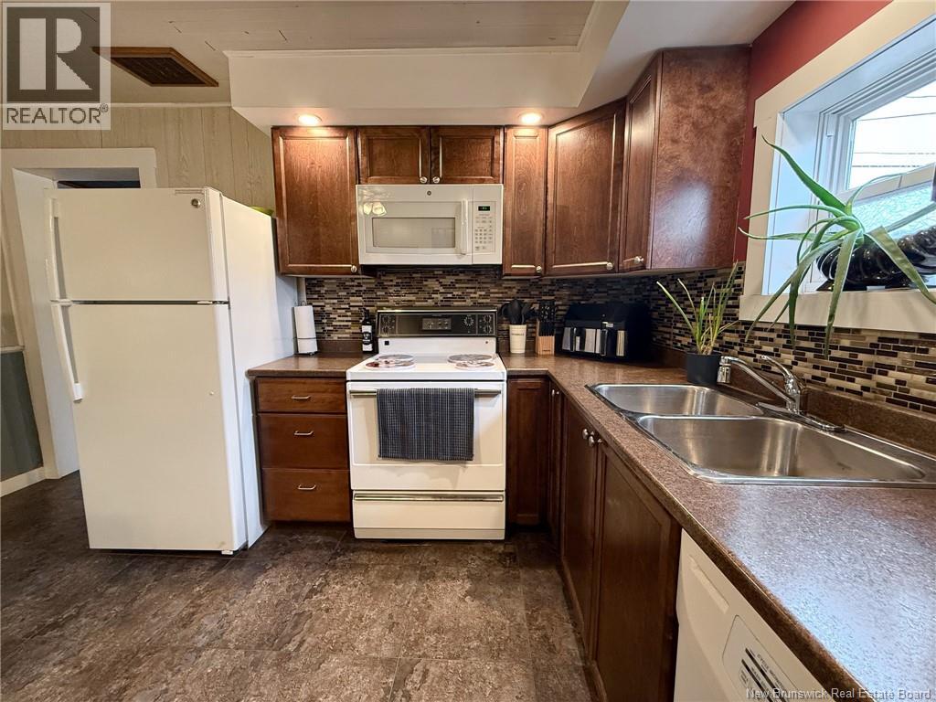 9108 Main Street, Florenceville-Bristol, New Brunswick E7L 2A4 - Photo 20 - NB129982