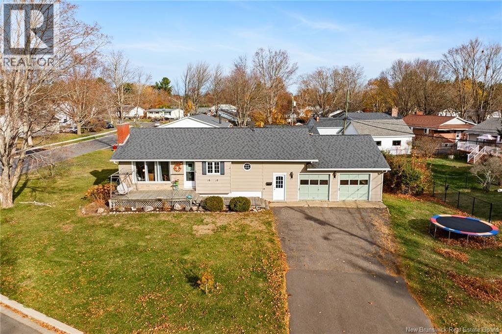 110 Mcadam Avenue, Fredericton, New Brunswick E3A 1G5 - Photo 2 - NB129797