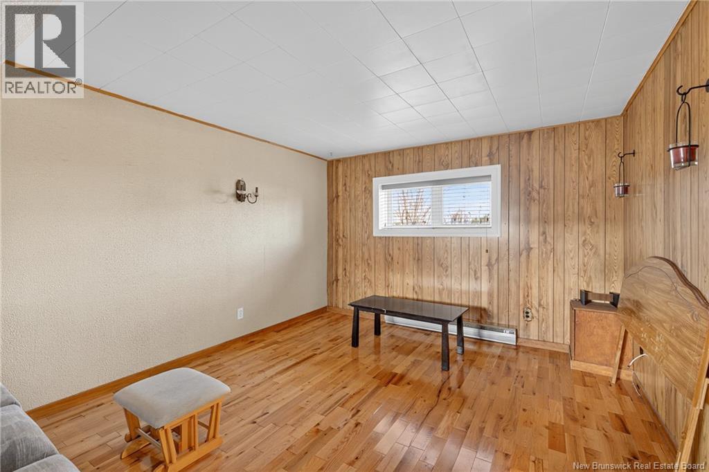 595 St Simon, Bathurst, New Brunswick E2A 3L7 - Photo 25 - NB129958