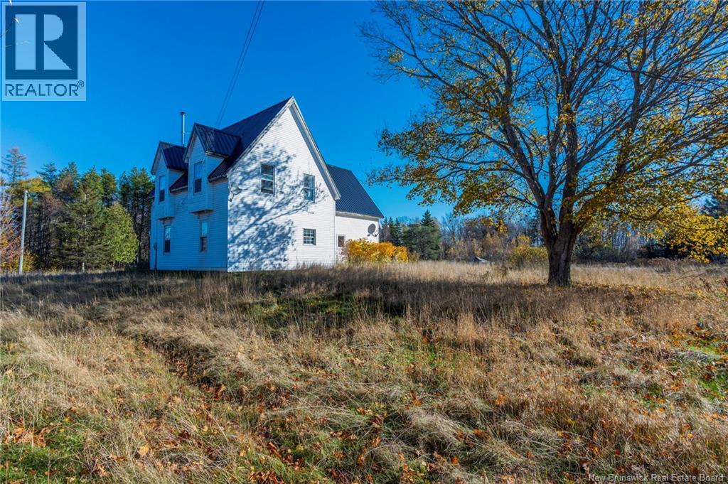 285 Immigrant Road, Cape Tormentine, New Brunswick E4M 4A4 - Photo 2 - NB130031