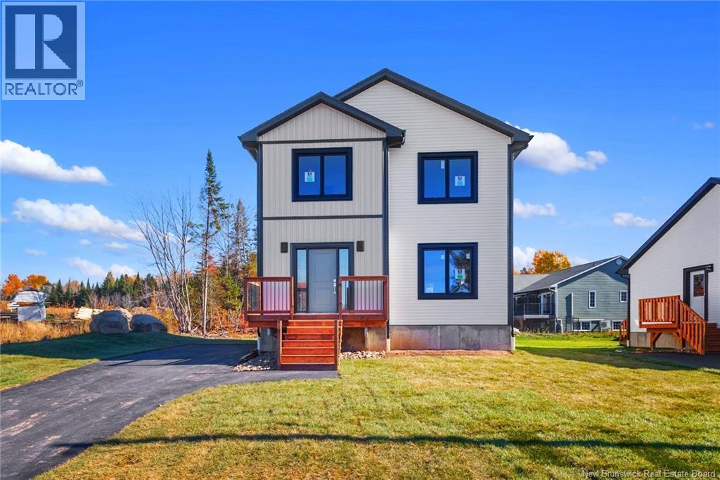 32 Attenborough Drive, Fredericton, New Brunswick E3A 9R6 - Photo 1 - NB130021