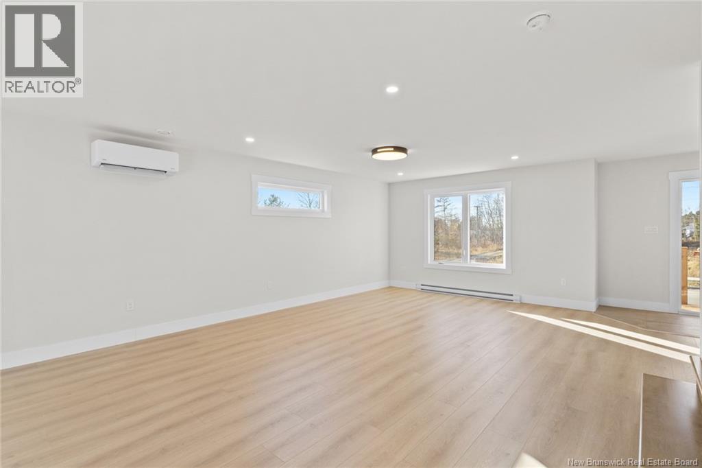 32 Attenborough Drive, Fredericton, New Brunswick E3A 9R6 - Photo 12 - NB130021