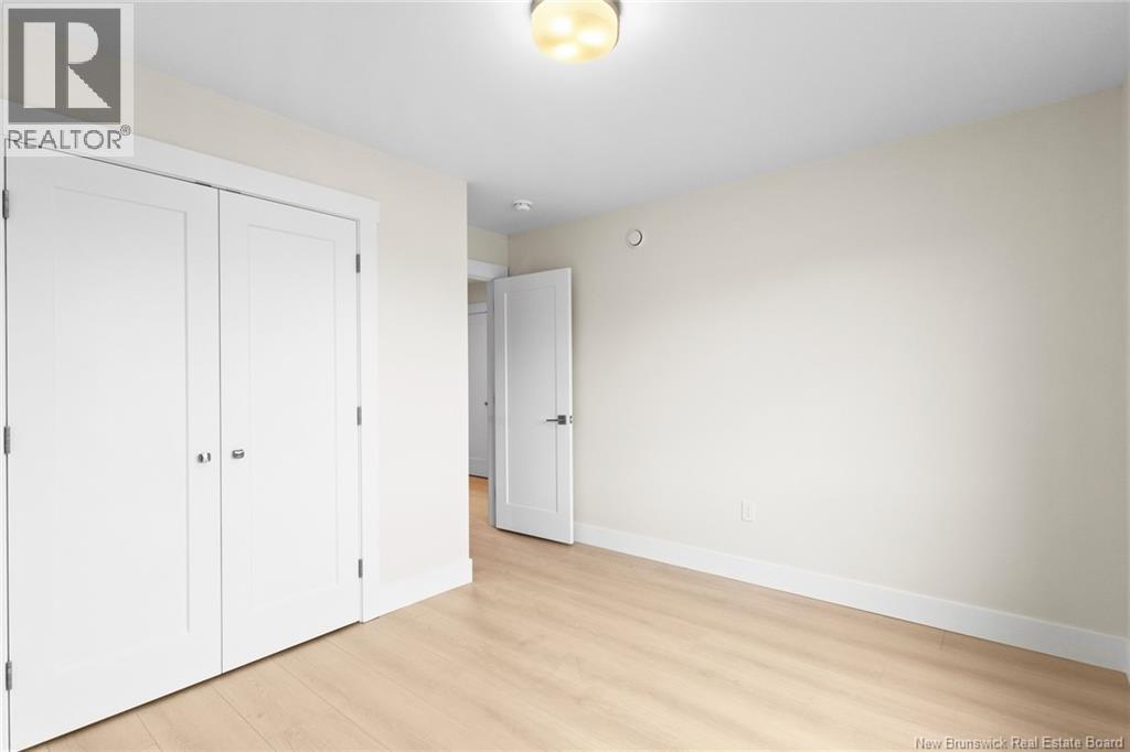 32 Attenborough Drive, Fredericton, New Brunswick E3A 9R6 - Photo 36 - NB130021