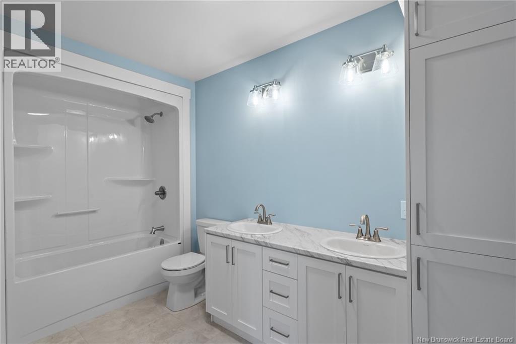 32 Attenborough Drive, Fredericton, New Brunswick E3A 9R6 - Photo 37 - NB130021