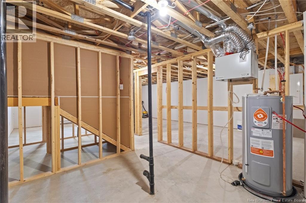 32 Attenborough Drive, Fredericton, New Brunswick E3A 9R6 - Photo 43 - NB130021