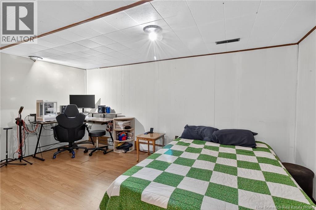 53 Vista, Moncton, New Brunswick E1A 4L6 - Photo 22 - NB130041