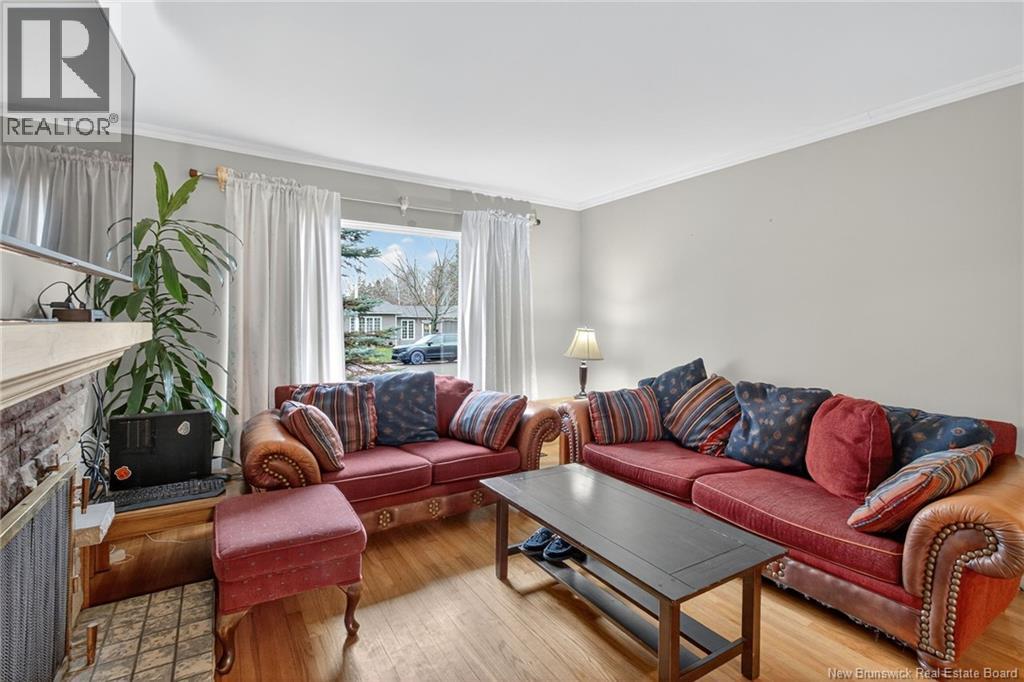 53 Vista, Moncton, New Brunswick E1A 4L6 - Photo 7 - NB130041