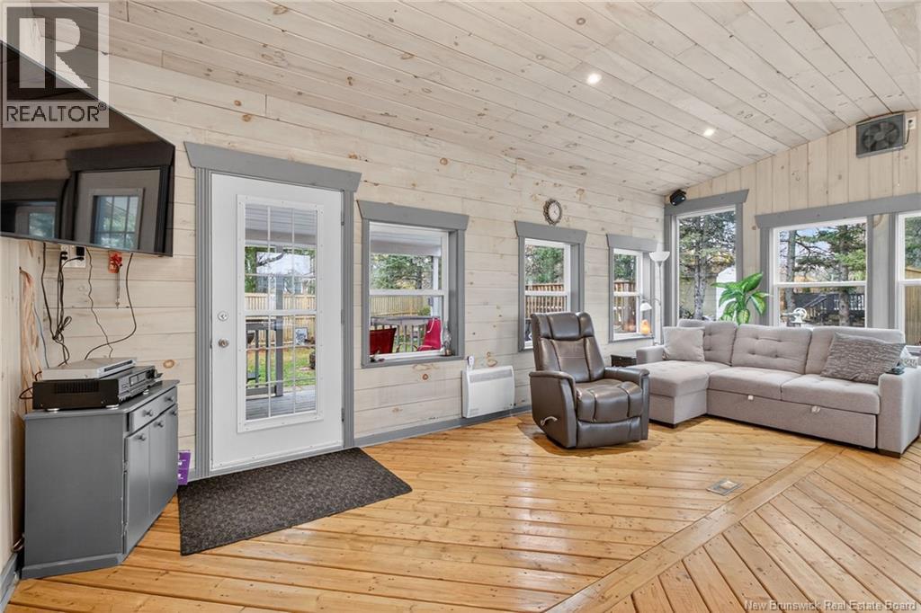 53 Vista, Moncton, New Brunswick E1A 4L6 - Photo 9 - NB130041