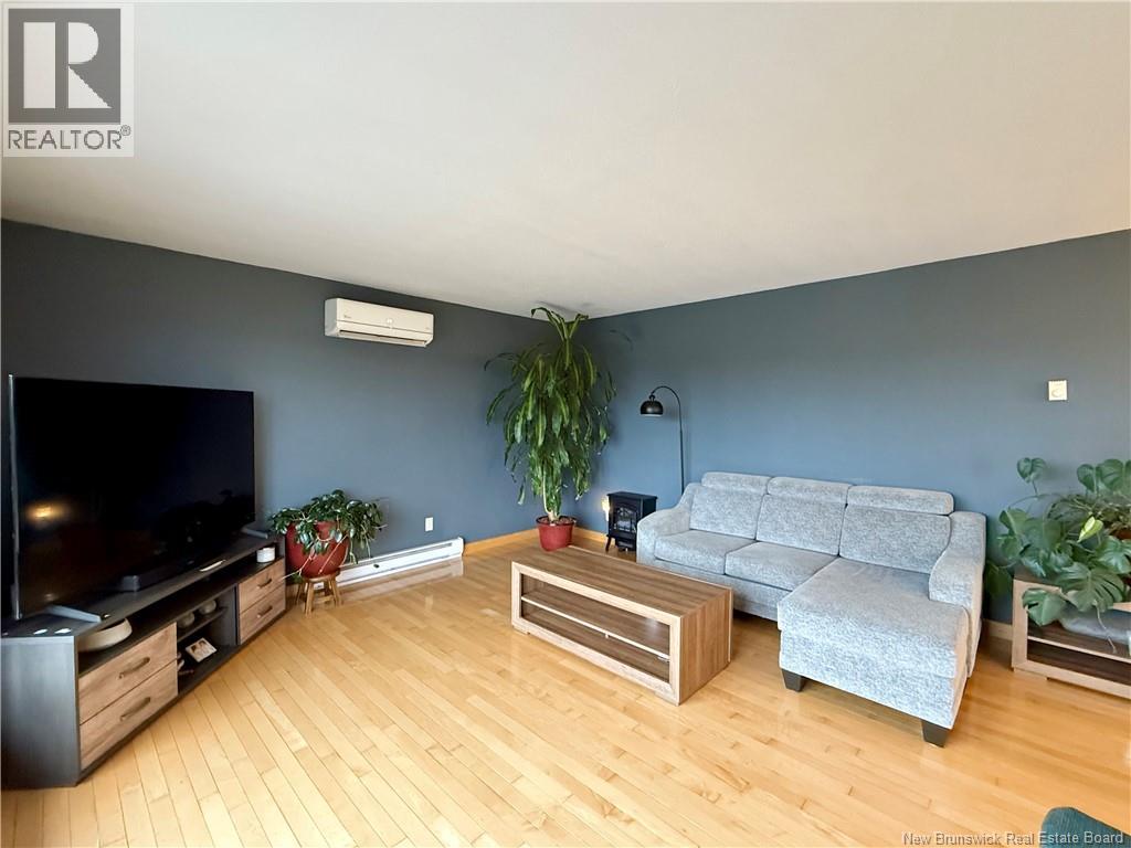 133 Bellevue Street, Edmundston, New Brunswick  E3V 2E2 - Photo 15 - NB129994