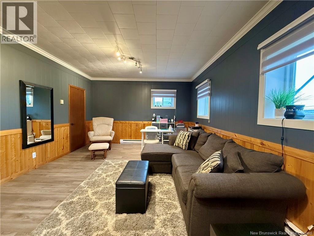 133 Bellevue Street, Edmundston, New Brunswick  E3V 2E2 - Photo 29 - NB129994