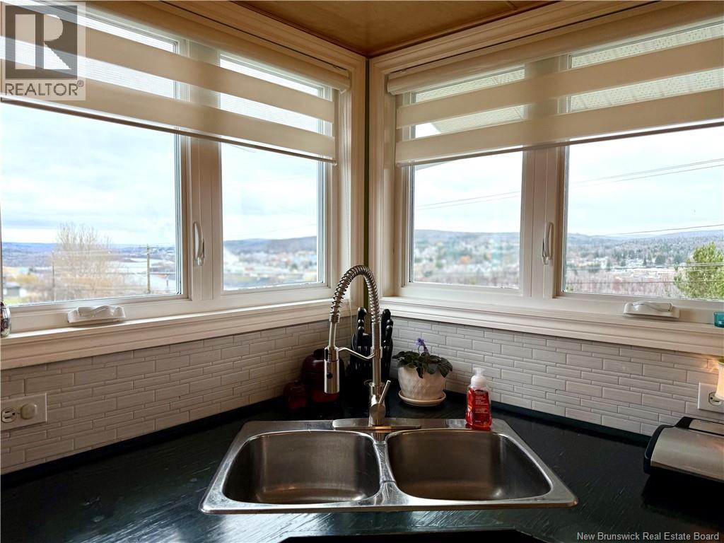 133 Bellevue Street, Edmundston, New Brunswick  E3V 2E2 - Photo 6 - NB129994