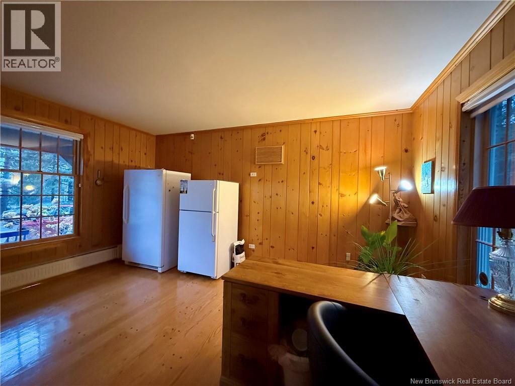 28 Lawson Street, Edmundston, New Brunswick  E3V 1Z4 - Photo 24 - NB129995