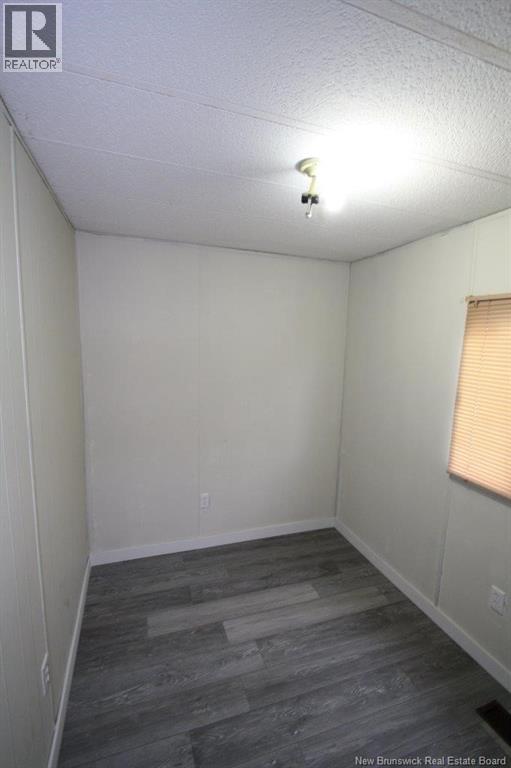 22 Greystone Court, Fredericton, New Brunswick E3B 6R5 - Photo 11 - NB130003