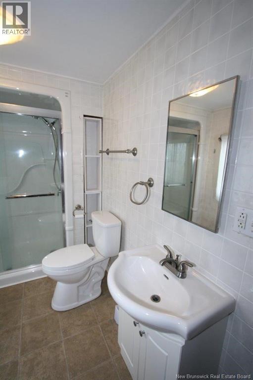 22 Greystone Court, Fredericton, New Brunswick E3B 6R5 - Photo 7 - NB130003