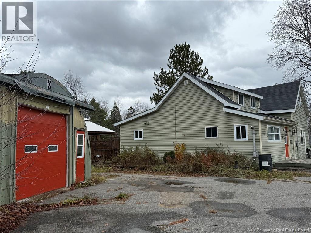 56 Elm Street, St. Stephen, New Brunswick  E3L 2S8 - Photo 4 - NB130016