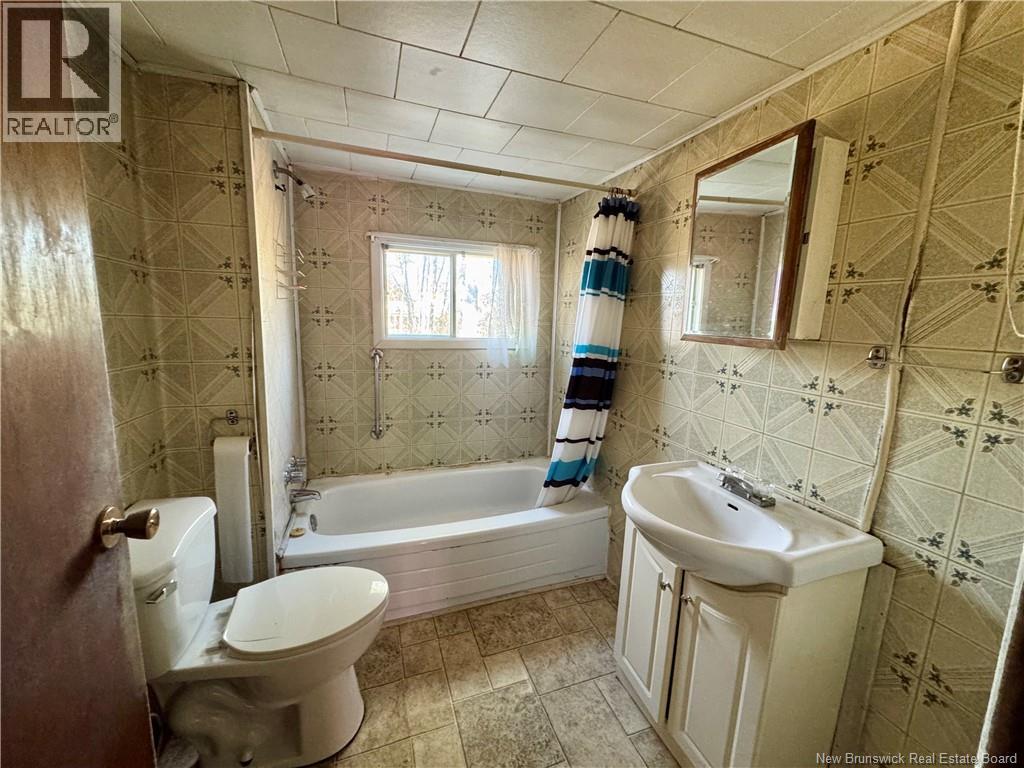 466 Route 123, Grand Lake, New Brunswick E9C 1K4 - Photo 9 - NB130019