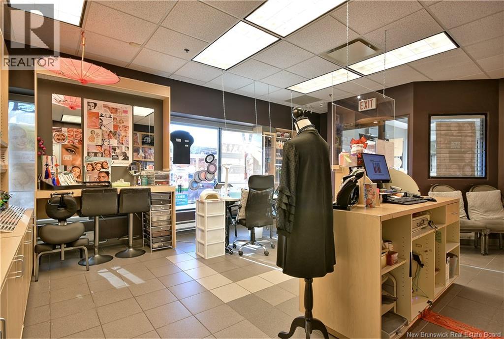 551 King Street Unit# 101, Fredericton, New Brunswick E3B 1E7 - Photo 14 - NB130035