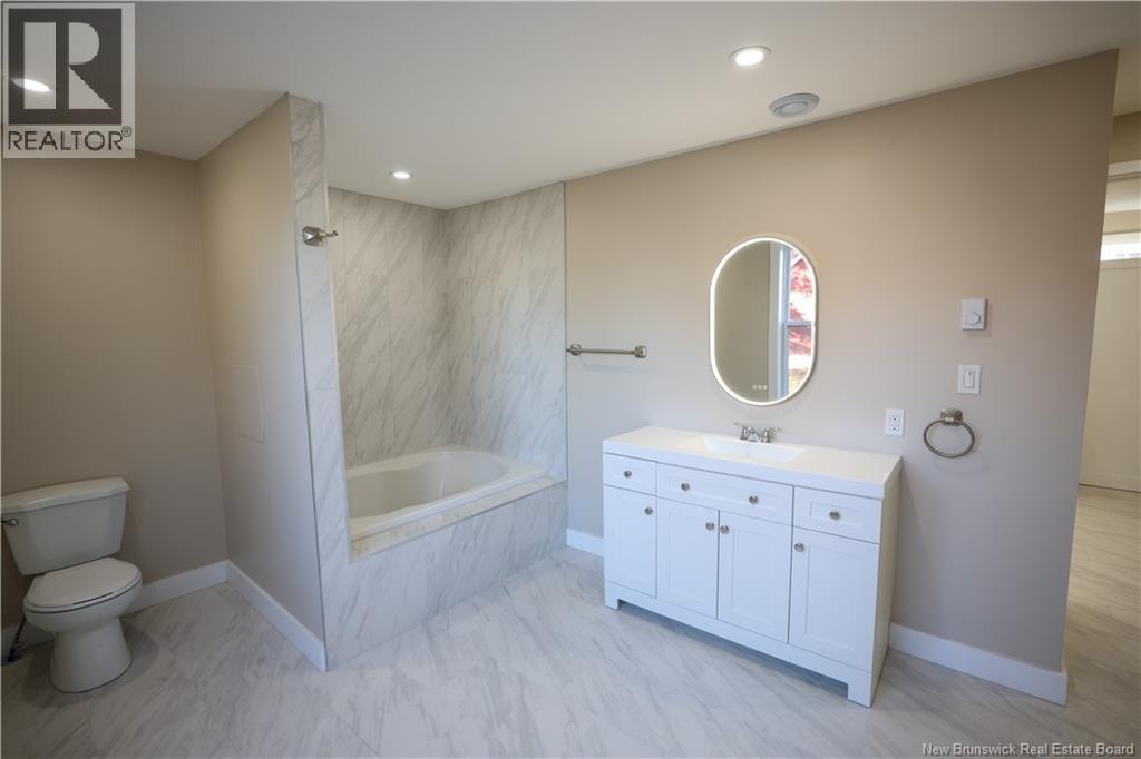 550 Salisbury Road, Moncton, New Brunswick E1E 1B8 - Photo 13 - NB129945