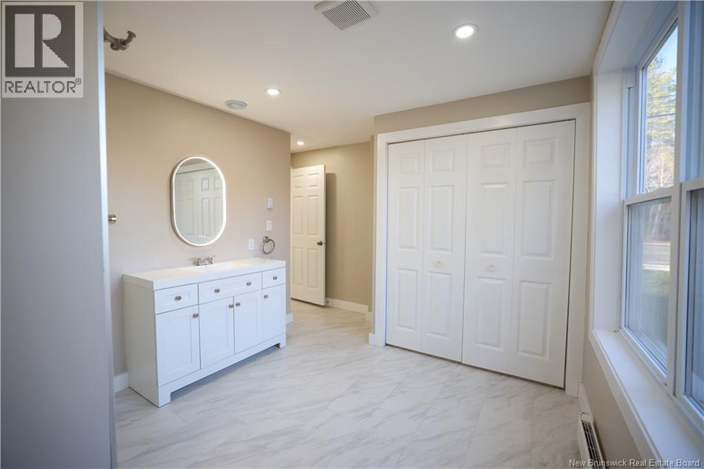 550 Salisbury Road, Moncton, New Brunswick E1E 1B8 - Photo 15 - NB129945
