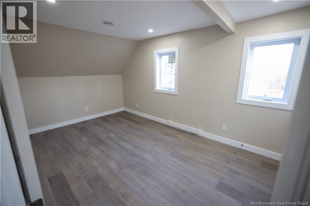 550 Salisbury Road, Moncton, New Brunswick E1E 1B8 - Photo 21 - NB129945