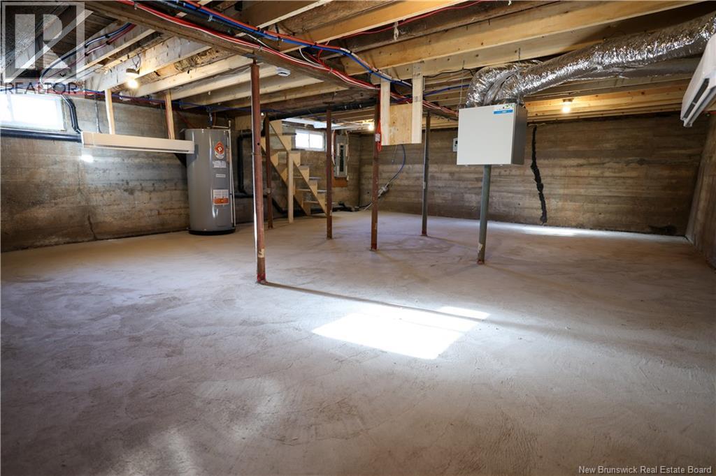 550 Salisbury Road, Moncton, New Brunswick E1E 1B8 - Photo 28 - NB129945